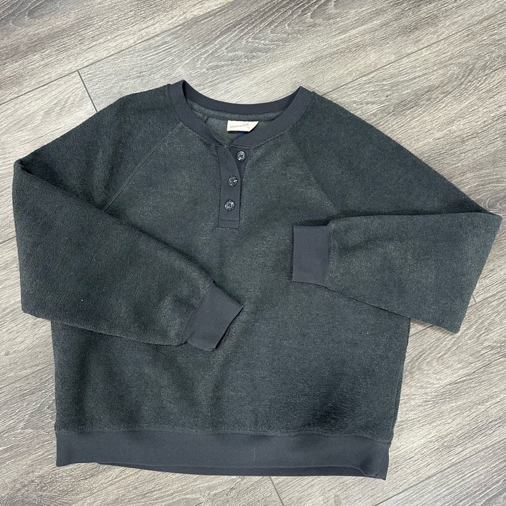 dark grey universal thread sweater